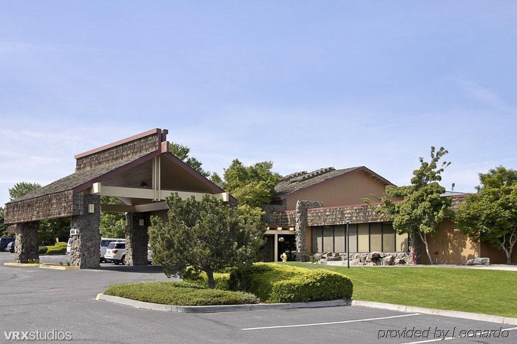 Red Lion Hotel Kennewick Columbia Center Exterior foto